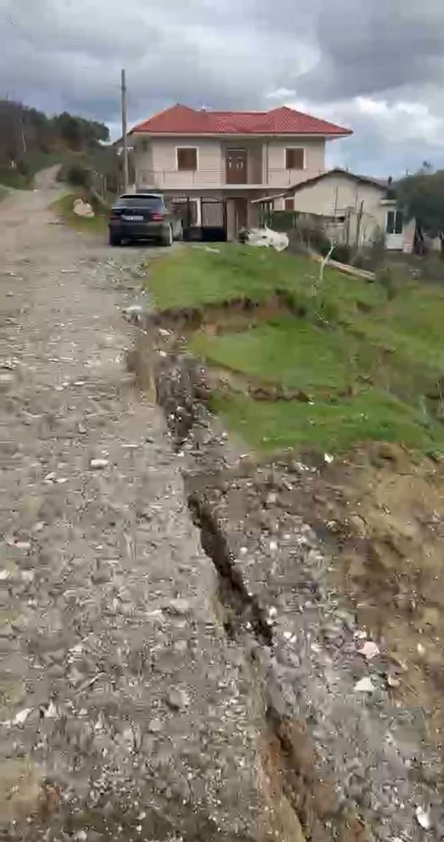 Alarm n&euml; Peqin/ Rr&euml;shqitje masive n&euml; Algjinaj, &ccedil;ahet toka