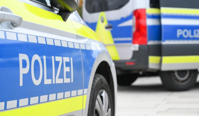 35-vjeçari qëllon me thikë 3 dëshmitarëve të