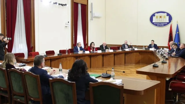 &ldquo;Vot&euml; pro k&euml;rkes&euml;s s&euml; SPAK p&euml;r arrestimin e