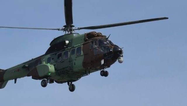 Fluturoi n&euml; Kor&ccedil;&euml; me helikopter, reagon Rama: Udh&euml;tim i