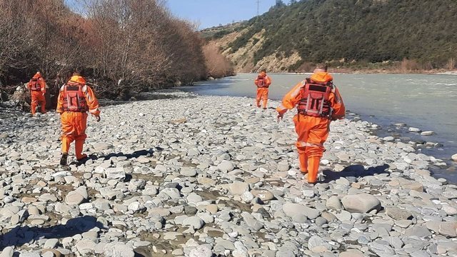 Vijojnë kërkimet në Osum për gjetjen e trupit të