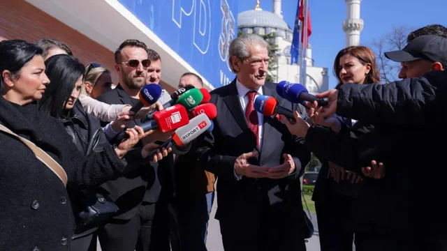 Protesta e 28 shkurtit, Berisha nuk përjashton bllokimin e rrugëve: