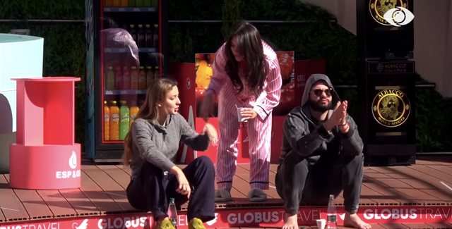 "Unë të kap për leckash ty...."/Debat i fortë mes