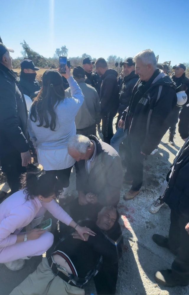 Vijojn&euml; s&euml;rish tensionet n&euml; Baks-Rrjoll, p&euml;rplasje mes