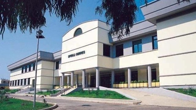 Durr&euml;s/ Humb jet&euml;n foshnja e porsalindur, prind&euml;rit