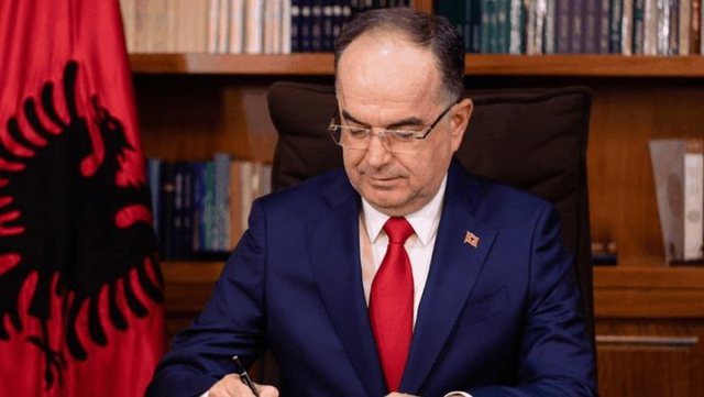 Begaj dekreton ligjin p&euml;r konfliktin e interesit: Gjoba deri n&euml; 500