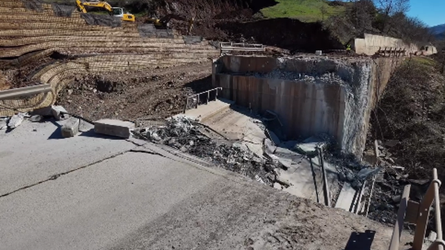 Situata n&euml; aksin Librazhd-Elbasan, vijon puna p&euml;r nd&euml;rtimin e