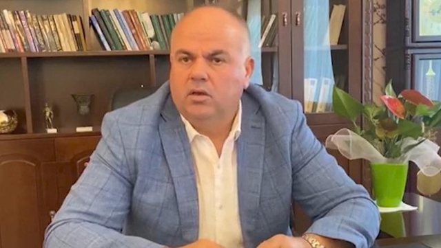 Video-skandali n&euml; Bashkin&euml; e Kuk&euml;sit, Safet Gjici k&euml;rkon