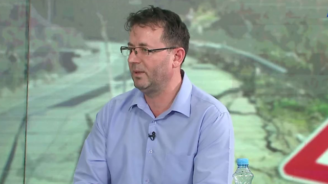 &ldquo;Duhet mobilizim i qeveris&euml;&rdquo;, Nazarko p&euml;r shembjet e