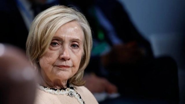 &lsquo;Nata e &ccedil;mendur n&euml; ishullin e Epstein&rsquo;, Hillary Clinton