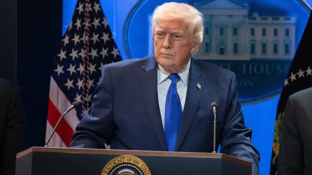 Trump sulmon De Niron në Truth: “Mendje e sëmurë”