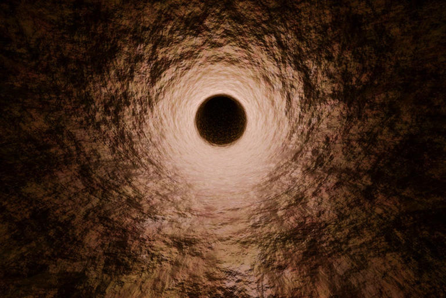 Në qendër të tokës ka maja më të larta se Everesti