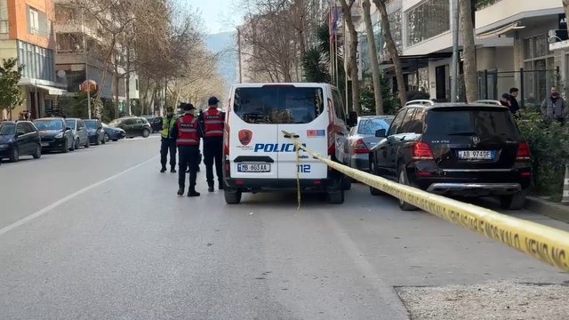 Kova me përzierje kimike alarmon policinë e Vlorës, rrethohet