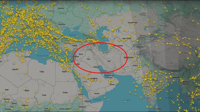 FOTO/ Lufta n&euml; Iran zbraz hap&euml;sir&euml;n ajrore n&euml; t&euml;