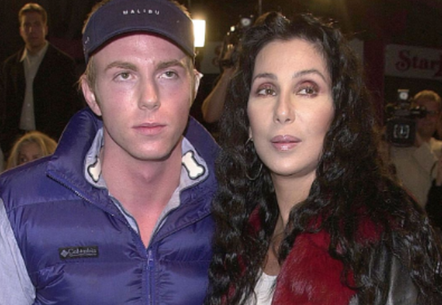 P&euml;rfundon n&euml; pranga djali i Cher/ 49-vje&ccedil;ari akuzohet p&euml;r