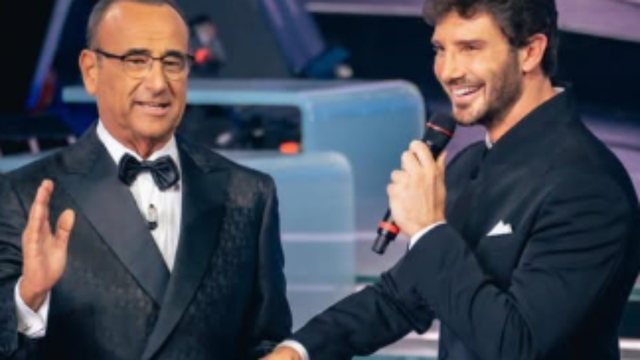 P&euml;r her&euml; t&euml; par&euml; n&euml; historin&euml; e Festivalit,