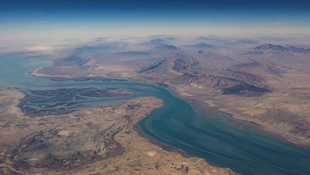 Lufta me Iranin vendos fatin e ekonomis&euml; globale? Financial Times: