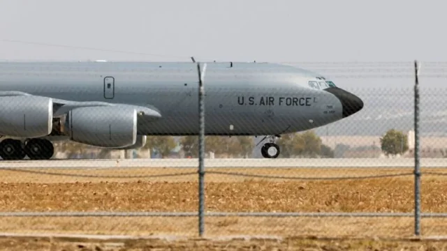 Avionët amerikanë largohen nga Spanja, qeveria e Madridit nuk pranon