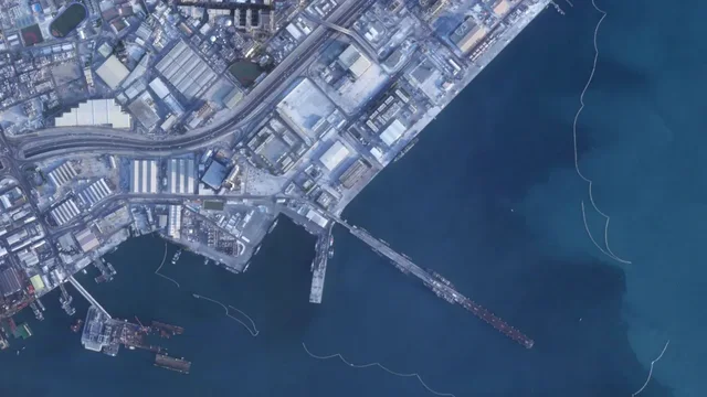 Imazhet satelitore tregojnë dëmet në bazat amerikane në