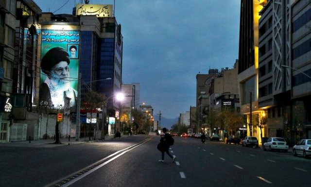 Komploti p&euml;r vrasjen e Khameneit/ Financial Times: Izraeli e planifikoi