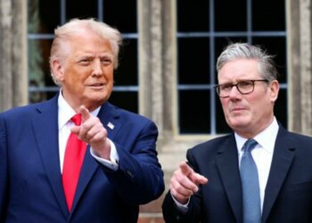 Trump nuk i ndal kritikat për Starmer: Nuk kemi të bëjmë me