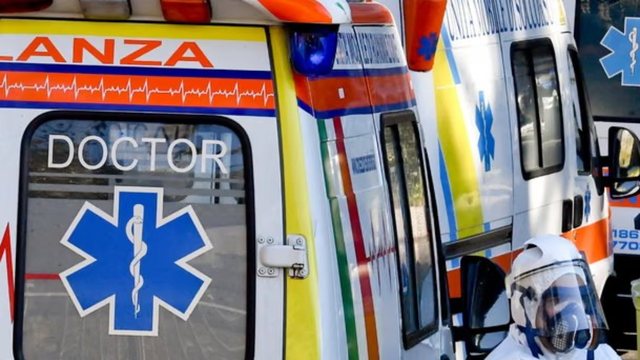 Dyshohet për vrasjen e pesë pacientëve, nisin hetimet për