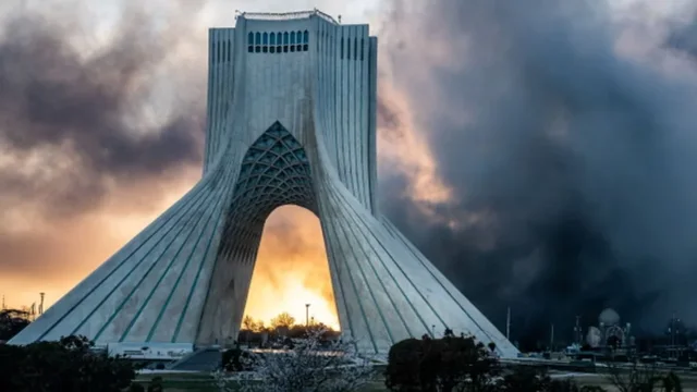 Bllokimi i Hormuzit, nisin pasojat p&euml;r ekonomin&euml; bot&euml;rore? Trump: