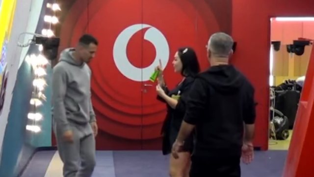 “Brikenës i ule moralin, do e marrësh...”/ Mateo debaton