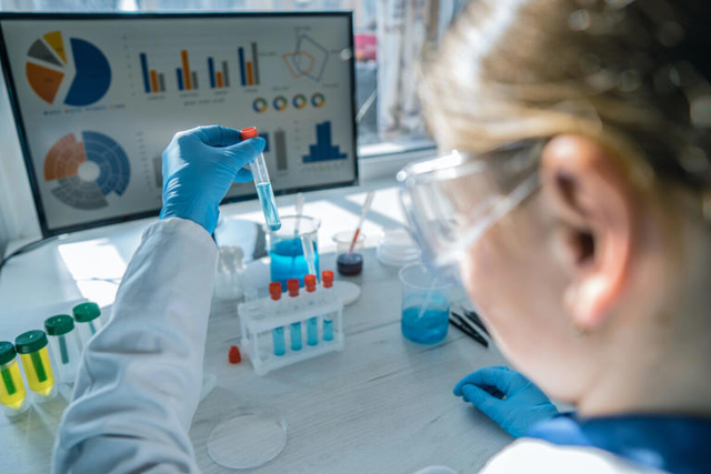 Skleroza e shum&euml;fisht&euml;: Nj&euml; studim mbi viruset dhe