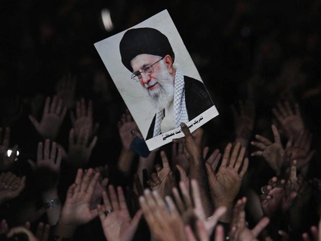 &ldquo;Thesari i fshehur i Khameneit: Sa miliarda vlen perandoria e Liderit