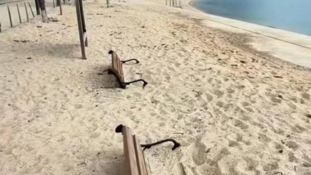 Era e fort&euml; mbush me r&euml;r&euml; sh&euml;titoren e Himar&euml;s,