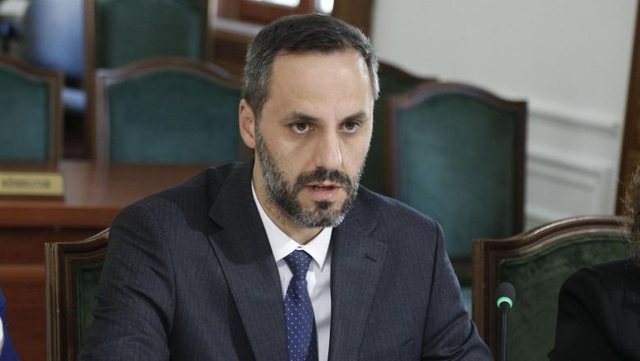 &ldquo;Ministri Lamallari firmos masa nd&euml;shkuese p&euml;r 3 noter&euml; dhe
