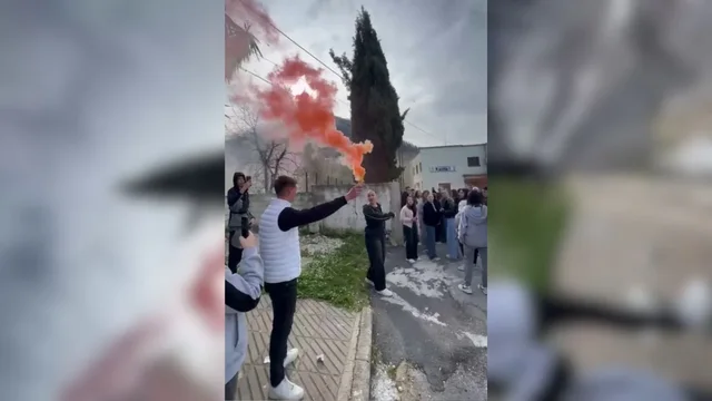 Nj&euml; i mitur u godit me thik&euml;/ Nx&euml;n&euml;sit e gjimnazit n&euml;