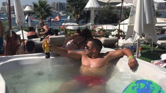 Reklamonte jet&euml; luksi / Aldi Zonja u bllokua n&euml; Amerik&euml;n Latine