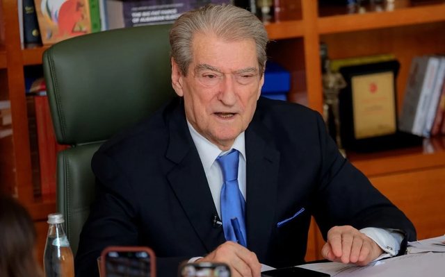 "Ram&euml;s e Ballukut i vajt&euml;n fjal&euml; se...", Berisha tregon