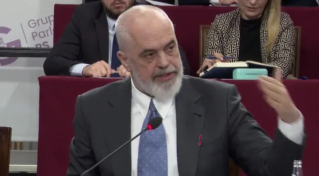 “Gazi i Zegjinesë”, Rama ironizon Bardhin: Burri i parë