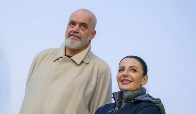 &ldquo;Falenderoj Ballukun p&euml;r pun&euml;n e madhe q&euml; ka