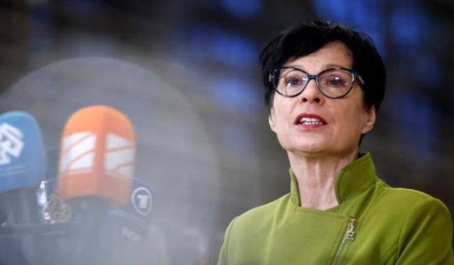 Komisionarja Kos shtyn vizit&euml;n n&euml; Kosov&euml;, zbulohet arsyeja