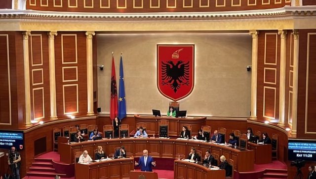 &ldquo;Jemi m&euml; pran&euml; se &ccedil;&rsquo;mendoni&rdquo;/ Hakerat e