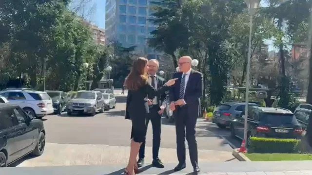 Deputeti i Bundestagut mb&euml;rrin n&euml; selin&euml; e PD, pritet takimi me