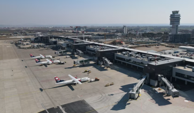 Fluturimet misterioze mes Tel Avivit dhe Beogradit ngren&euml; dyshime p&euml;r