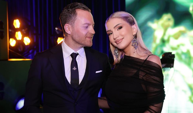 "Nuk &euml;sht&euml; n&euml; rregull q&euml;..."- Fjal&euml;t