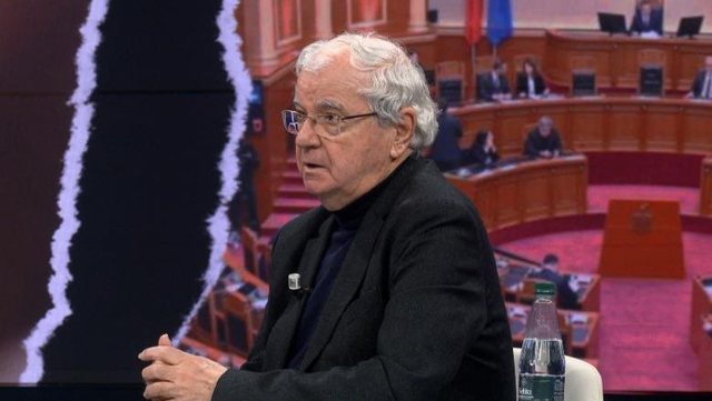 Protesta e opozit&euml;s, Ngjela: Kryetari &euml;sht&euml; non grata, PD