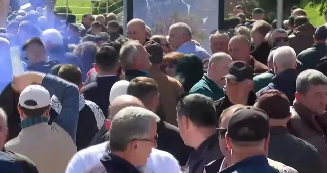 Nis shp&euml;rndarja e protestuesve, Berisha: Faleminderit q&euml; erdh&euml;t,