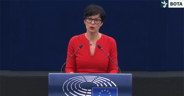 K&euml; e mendon Marta Kos kur flet p&euml;r kalin e Troj&euml;s?