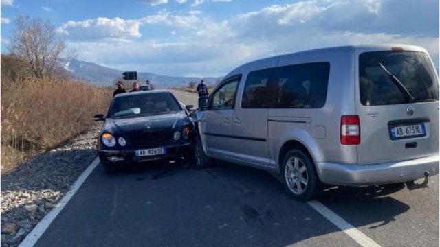 Aksident në rrugën Korçë-Ersekë, 2 të plagosur