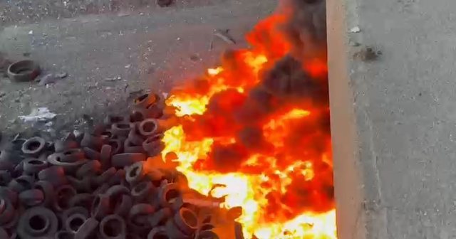 Digjen gomat n&euml; Ur&euml;n e Milotit, zjarr dhe sht&euml;llunga tymi n&euml;