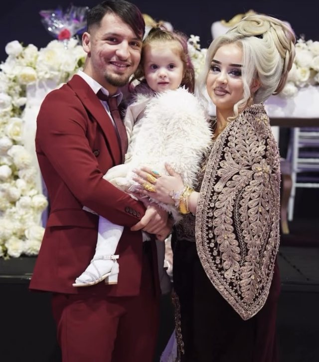 Nga "Ngjyra e kuqe" te jeta si familjar, Floriani është