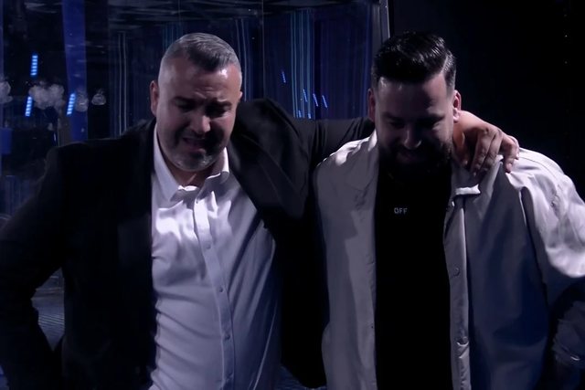 Kat&euml;r vite pa folur me nj&euml;ri-tjetrin, Rogerti takohet mes lot&euml;sh