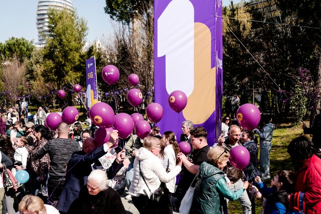 Festa q&euml; bashkon tradit&euml;n dhe energjin&euml; e qytetit: Dita e